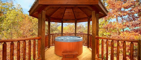 Idromassaggio all'aperto