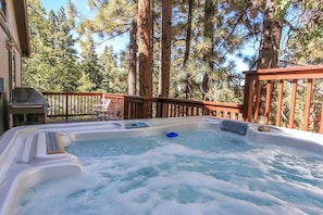 Bain à remous extérieur