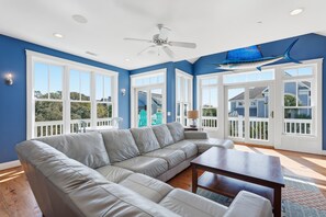 Smart TV, table football, ping pong