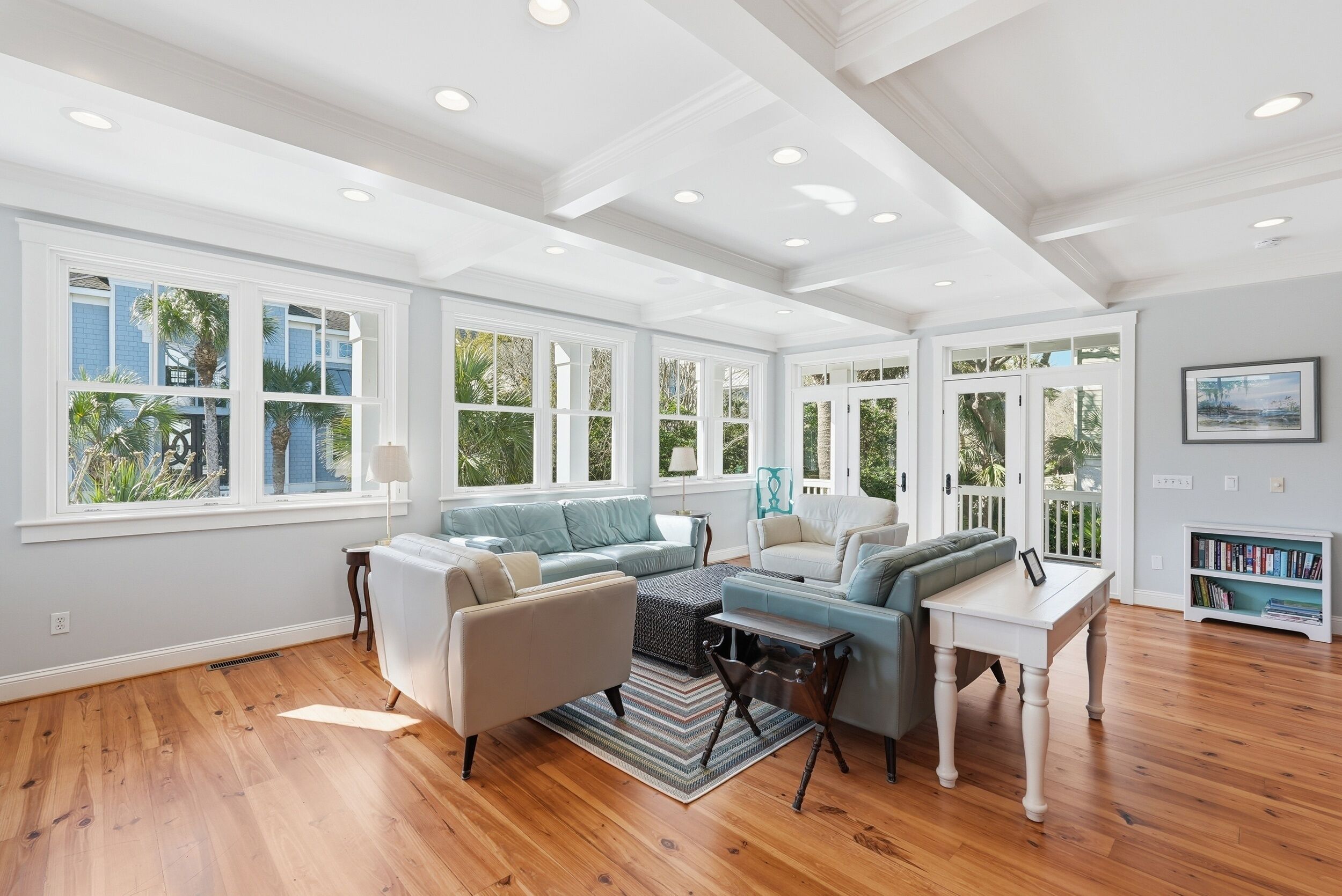 Smart TV, table football, ping pong