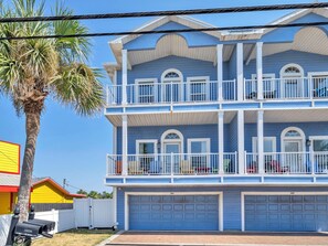 Exterior - 🌊50ft to Beach~Balcony w/ Gulf Views~Rest-A-While 201 (Panama City Beach)