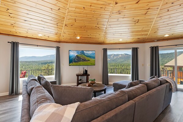 Televisio, takka, DVD-soitin