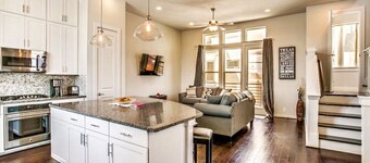 Brand New 3 Bed 4 Bath House I hjertet af SA - River Walk Access på Pearl