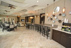 Dining - Solterra Resort Beautiful Pool Home, Spa, Lake View & Resort Amenities (Davenport)