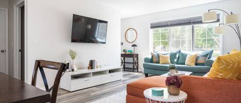 Smart TV, books