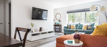 3-Bedroom Townhouse w/Garage Near TART Trail, Beach & Downtown Traverse City