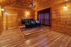Enjoy presentations and gatherings in this room with a projector and comfortable seating for six.