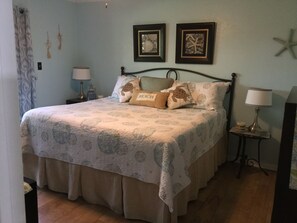 1 bedroom, desk, iron/ironing board, free WiFi