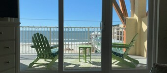 180 Degree Views of the Gulf - Magical 3/2 in Summerhouse has it all!