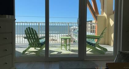 180 Gulf Views 3/2 in Summerhouse