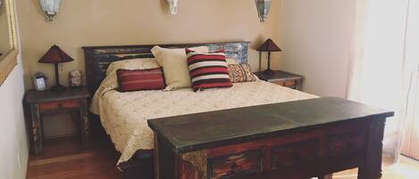 1 chambre, fer et planche à repasser, Wi-Fi gratuit, draps fournis