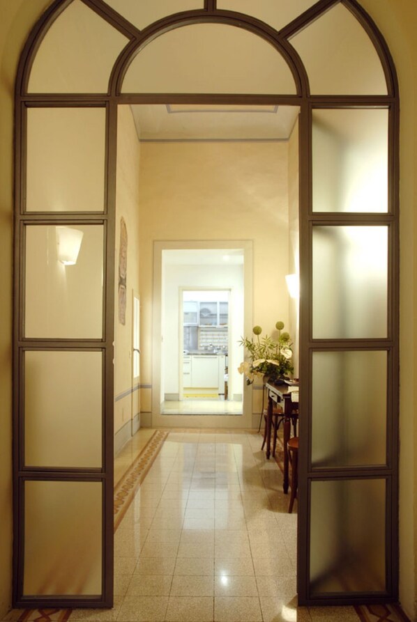 Interior - In the very heart of historical city centre! (Firenze)