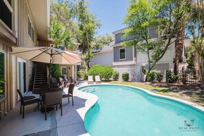 Beheizter Pool