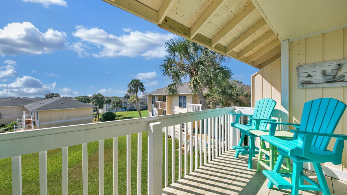 Beach Access! Pet Friendly! Sandpiper Cove 2077!