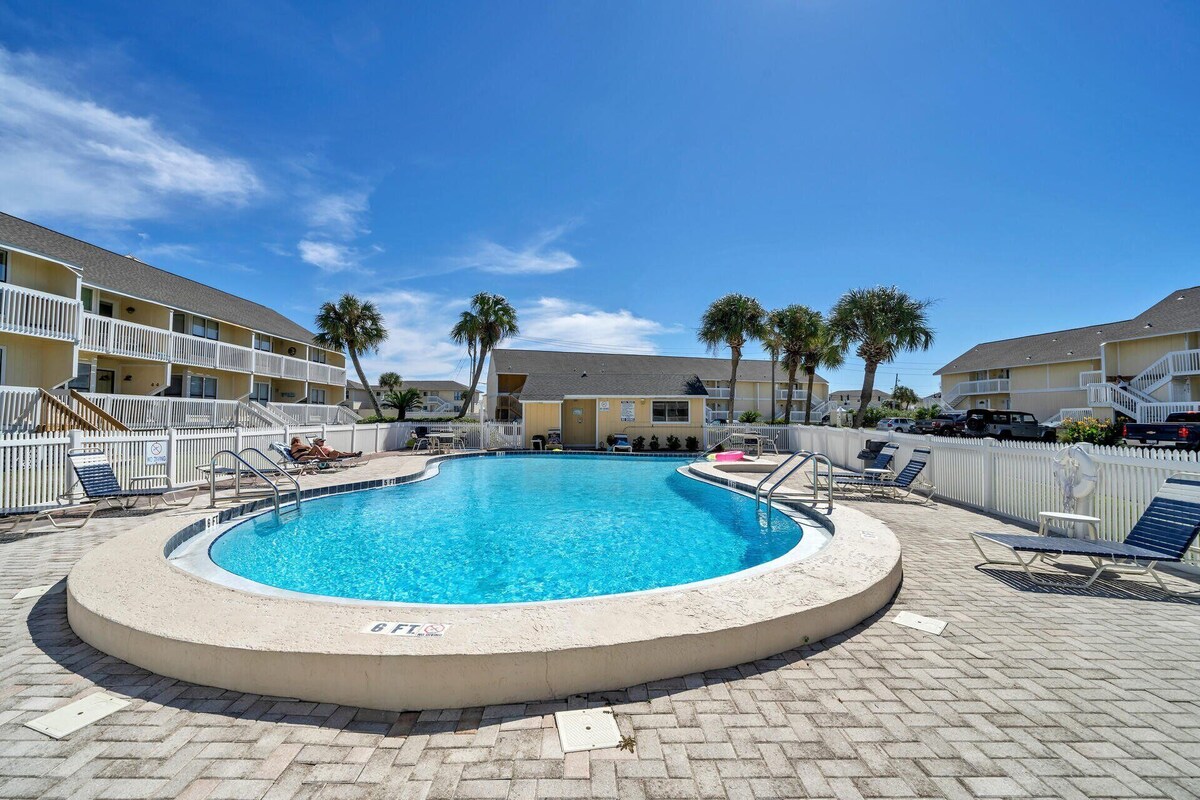 Photo 39 of Beach Access! Pet Friendly! Sandpiper Cove 2077!