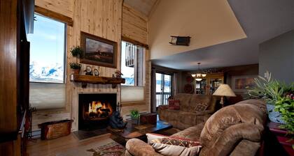 Tolle Aussicht - beheizter Pool - Gratis Skibus - 4. Nacht gratis