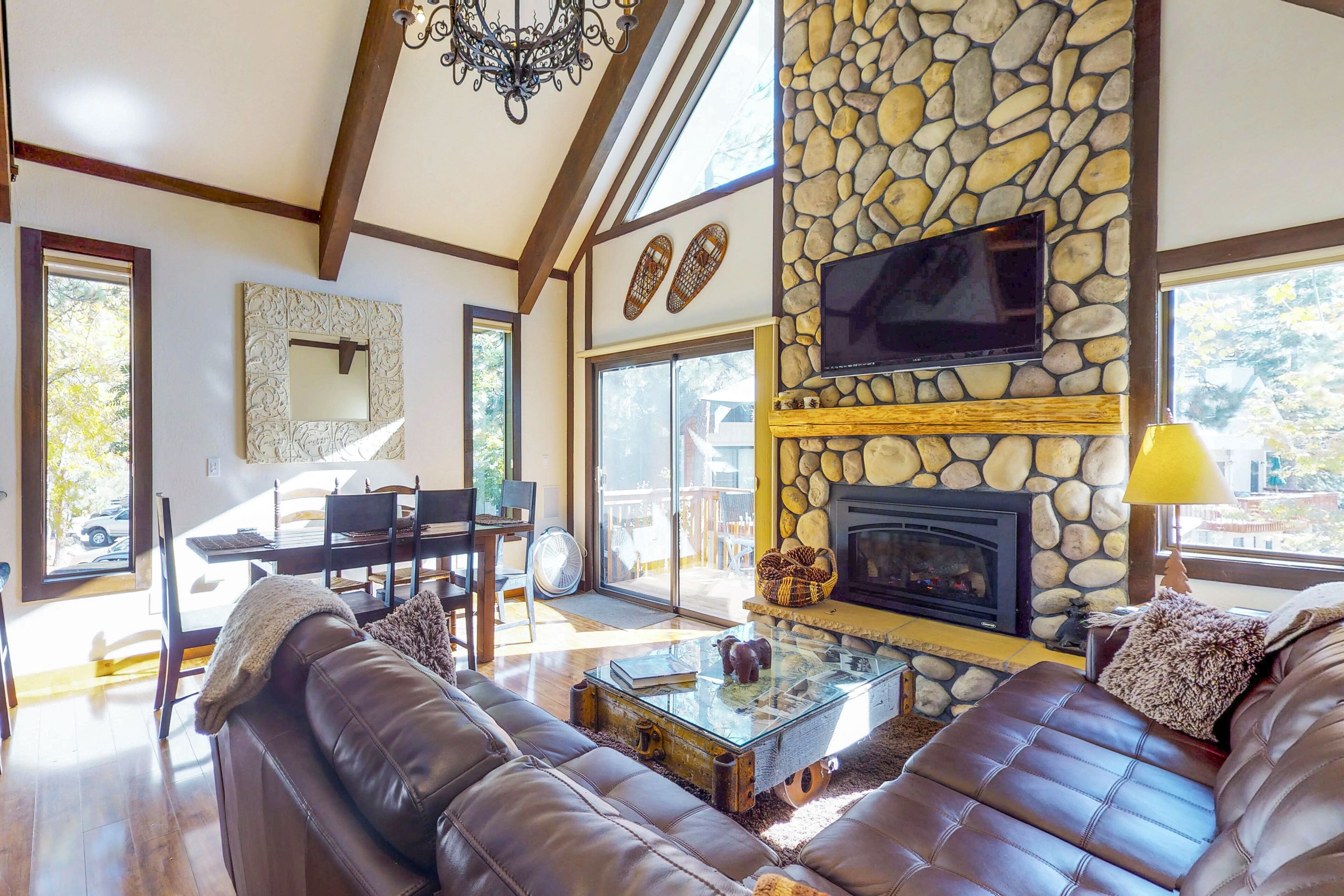 Cozy Vacation Condo with Deck & Pool, Close to Lake, Casinos & Skiing