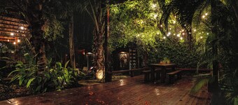 Coconut Grove Garden Cottage • Private Retreat with Free Parking & Full Kitchen