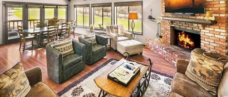 TV, fireplace, DVD player