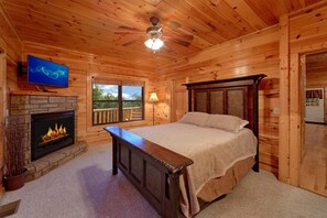 5 soverom, strykejern/-brett, internettilgang og sengetøy