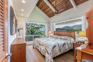 2 bedrooms, iron/ironing board, free WiFi, bed sheets - Pali Ke Kua 201, Spectacular Oceanfront with Bali Hai View, Renovated 2025 (Princeville)