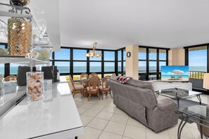 Téléviseur, lecteur de DVD