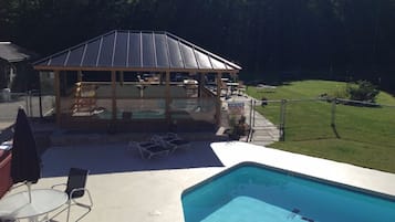 Indoor pool, outdoor pool