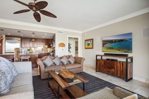 TV - KBM Resorts | FREE CAR | Honua Kai Hokulani | Ocean view | 3-Bedroom Condo with Sweeping views! HKH-503 (Lahaina)