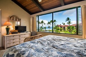 3 bedrooms, iron/ironing board, Internet, bed sheets - Unique 3bd condo, gourmet kitchen and sunset views (Lahaina)