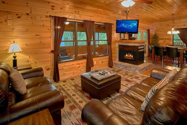 TV, fireplace, Netflix, DVD player