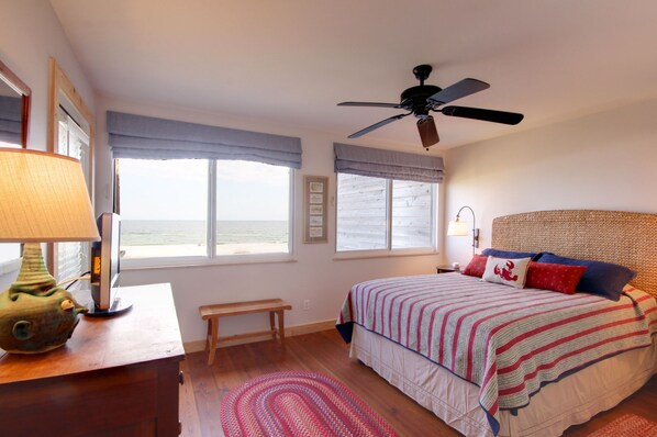 2 bedrooms, iron/ironing board, WiFi, bed sheets - Gulf Front Unit! Lots Of Fun In The Sun At Needle Rush Point! (Perdido Key)