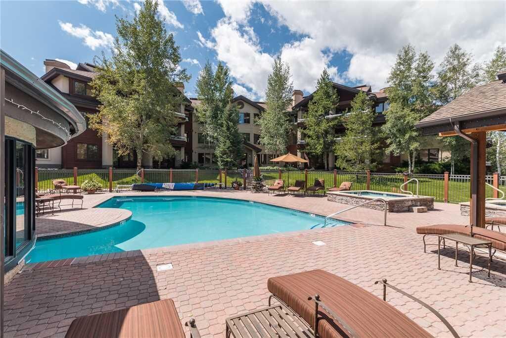 Condo, Multiple Beds (2310 Timberline Lodge, Trappeur's Cro) | Pool