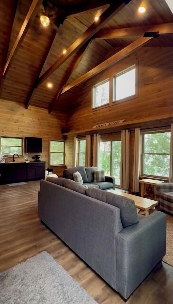 Living area - Brand New Lakefront Cabin (Presque Isle)