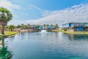 Property grounds - Come stay and play at the Cherry on Top, Ocean Village’s premier rental! Private (Port Aransas)