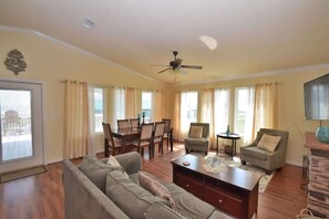 Televisie en een kantoor