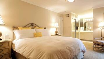 1 soverom, skrivebord, strykejern/-brett og wi-fi