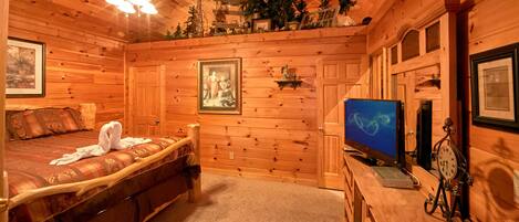 2 bedrooms, iron/ironing board, Internet, bed sheets