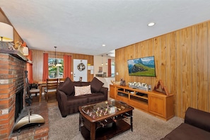 TV, fireplace, foosball - Sweet Mountain Escape by Destination Big Bear : Near the Village! Hot Tub! Gas BBQ! Internet! Mini Foosball! (Big Bear Lake)