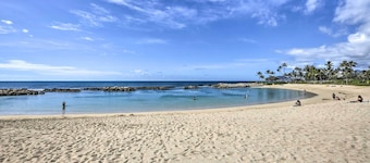 Kapolei Condo w/ Lanai & Pool Access - Near Beach!