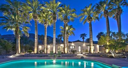 Prime Location! MidCentury+Large Backyard+Walk to Restaurants & Shops - The Palm