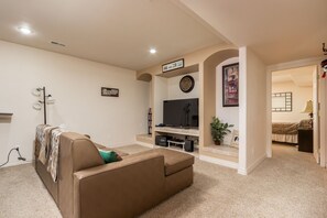 Smart TV, fireplace, video games, DVD player