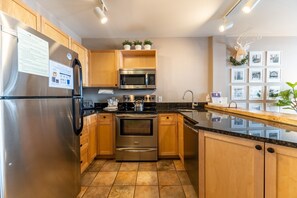 Fridge, microwave, oven, stovetop - River Run Condo w/ Shared Hot Tub, Pool & Sauna, Mountain Views from Balcony! (Keystone)