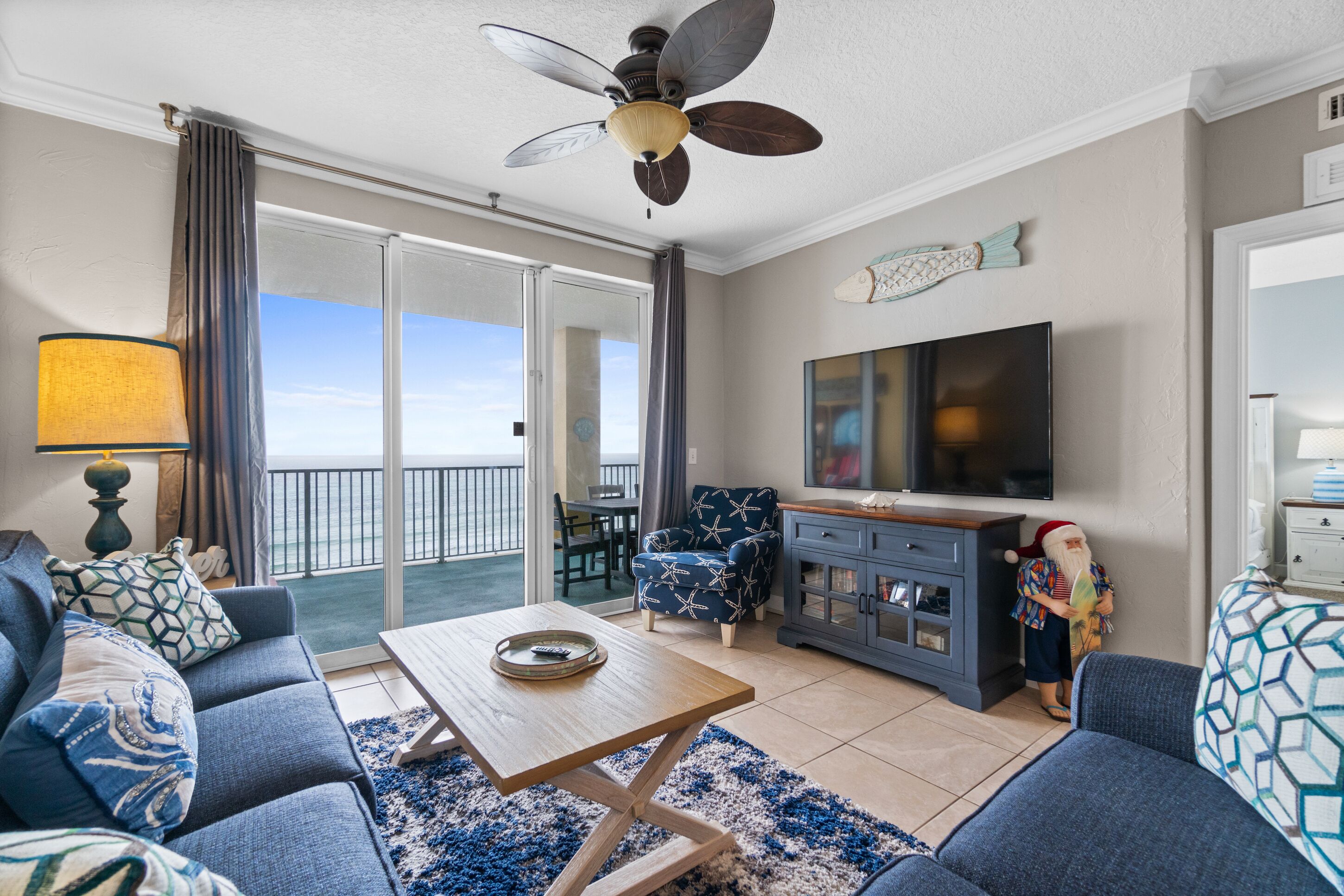 Beachfront , Pool, Hot Tubs, West End - Tropic Winds 502, Free Golf Each Day