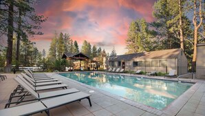 Pool - Modern 3-bedroom Seventh Mountain Resort Condo (Bend)