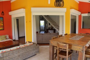 Dining - EDEN EVASION "charming villa with swimming pool (Sainte-Rose)