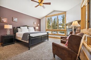 4 chambres, fer et planche à repasser, Wi-Fi gratuit, draps fournis