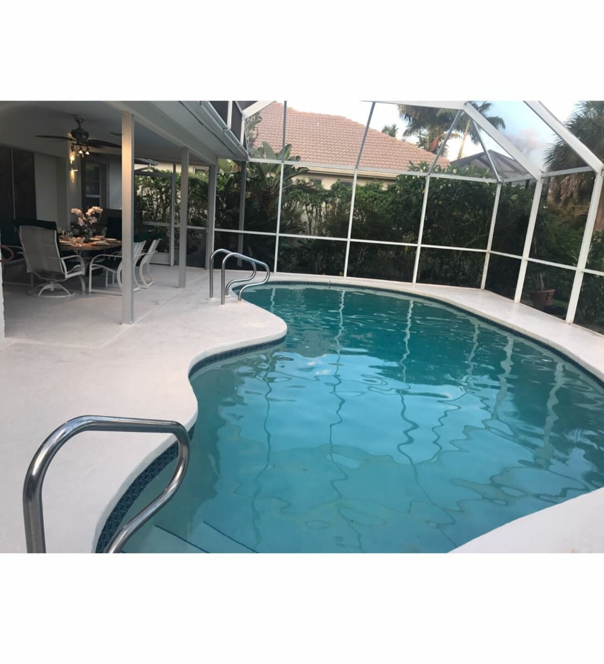 Photo 12 of Boaters Paradise : 3 bedroom waterfront home close to downtown Naples Fl.