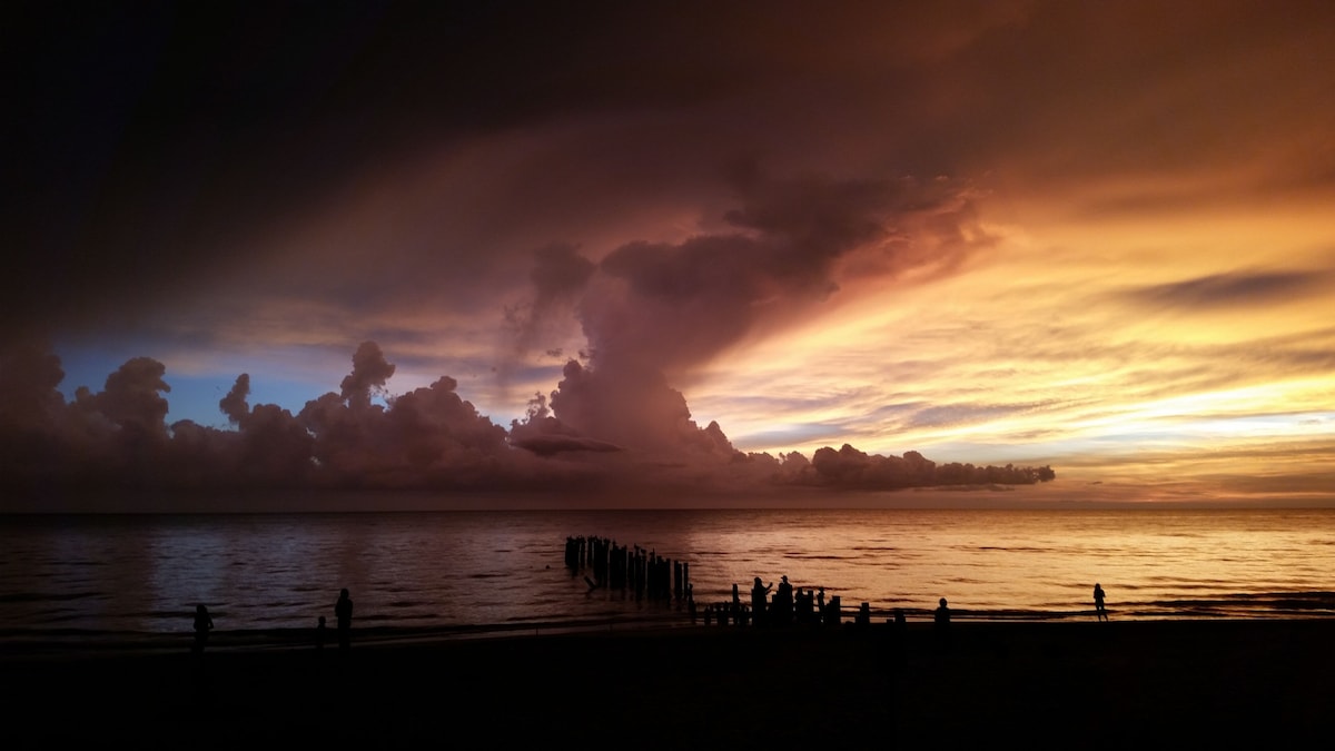 Photo 32 of Boaters Paradise : 3 bedroom waterfront home close to downtown Naples Fl.