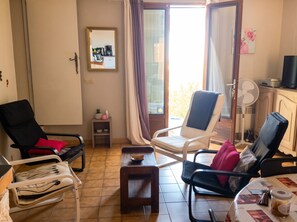 Téléviseur, lecteur de DVD