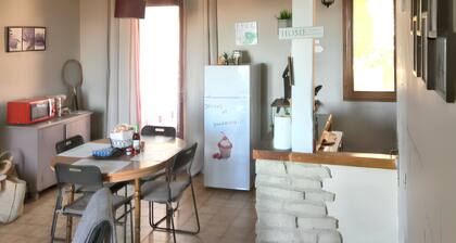 Homerez - Charmantes Haus in Vachères mit Bergblick